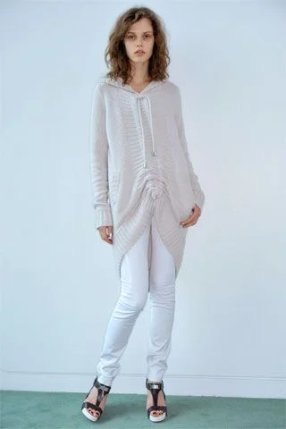 Look 10